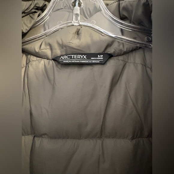 Arcteryx Down Jacket - Picture 6 of 7